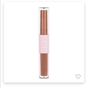 The Beauty Crop liquid eyeshadow duo